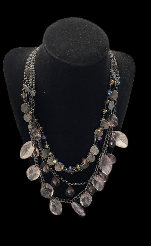 NEW YORK & CO SILVER AND LAVENDER FASHION NECKLACE