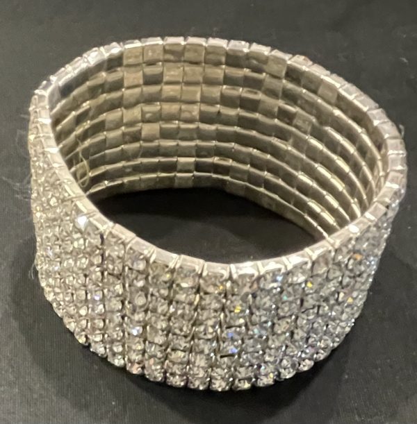 CRYSTAL STRETCH BRACELET