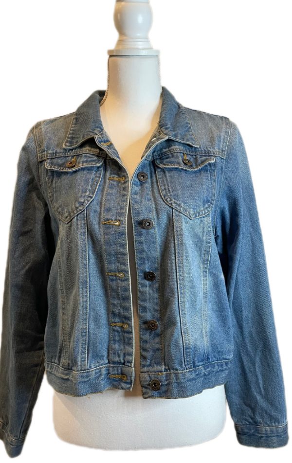 DENIM BUTTON DOWN JACKET